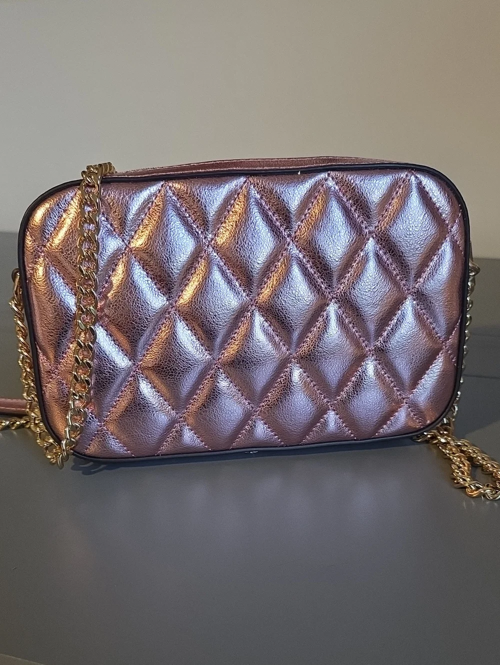 KATE SPADE NEW YORK NWOT Glimmer Metallic Quilted Crossbody Bag - Rose Gold